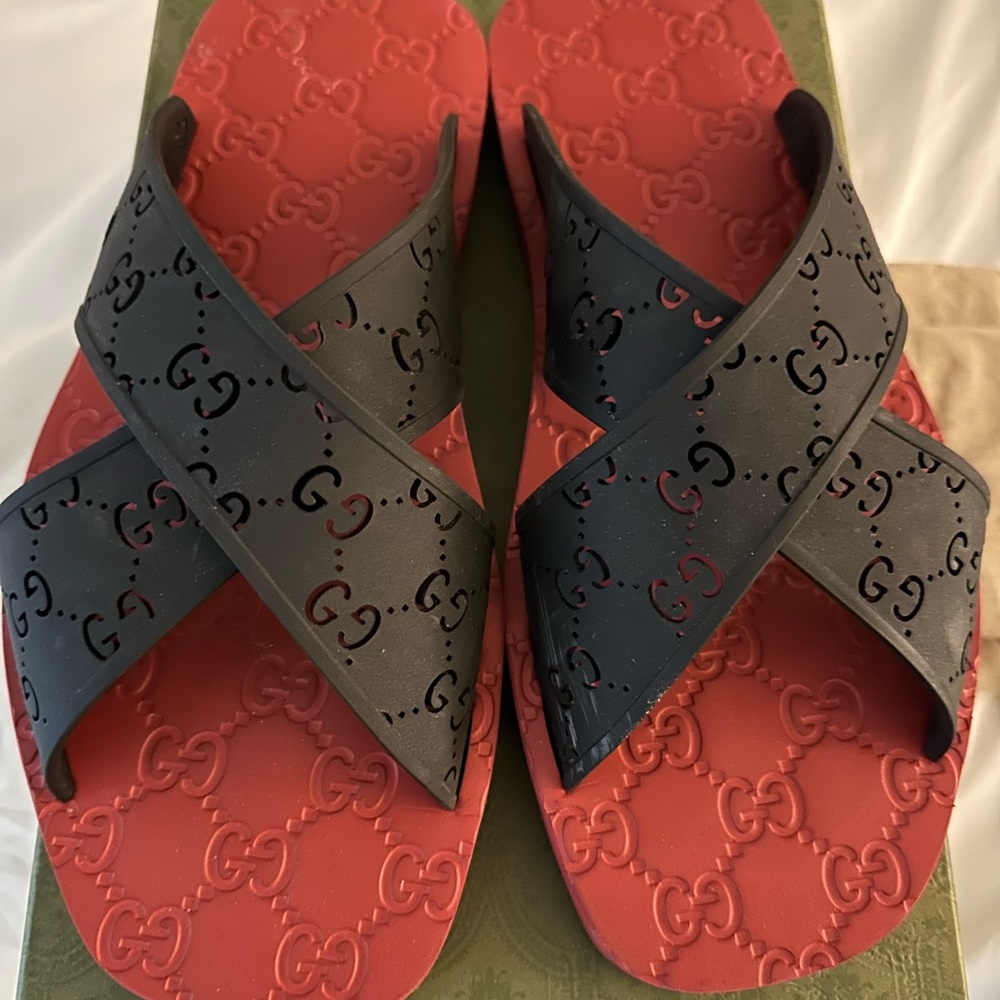 Gucci GG Slide Sandals